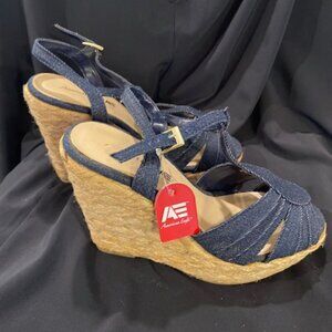 American Eagle Wedges Denim look raffia Heel Size 6.5  Brand New with tags